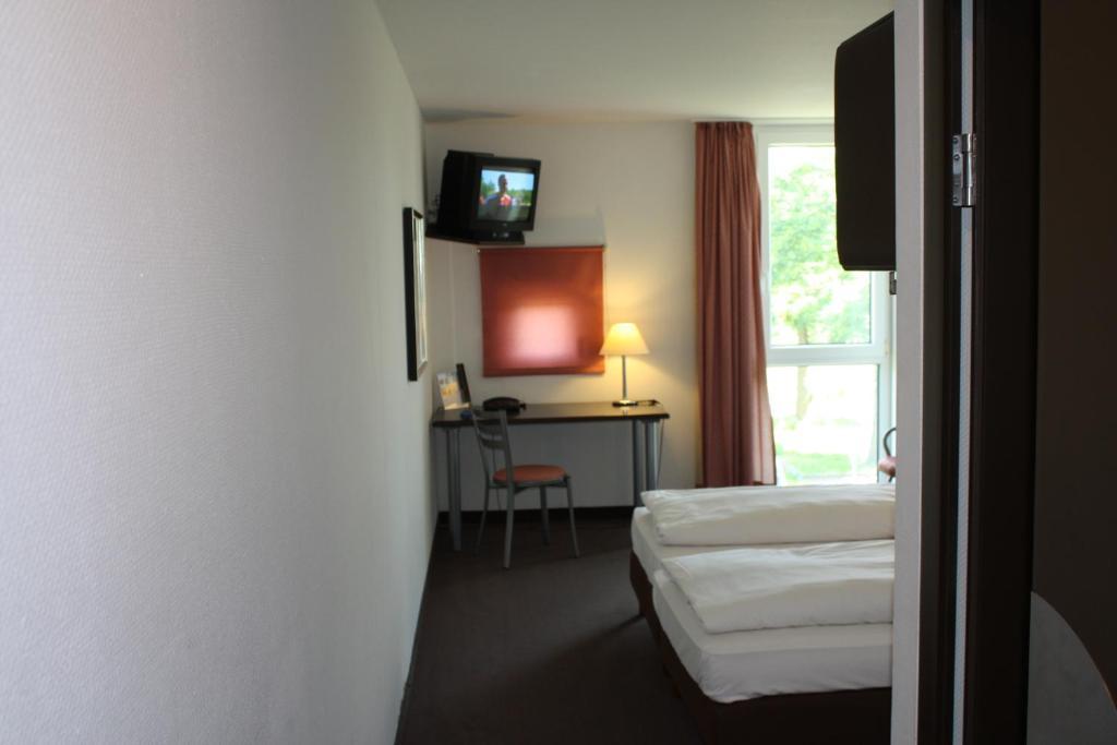 Ak 1 Hotel Ducherow Exterior photo