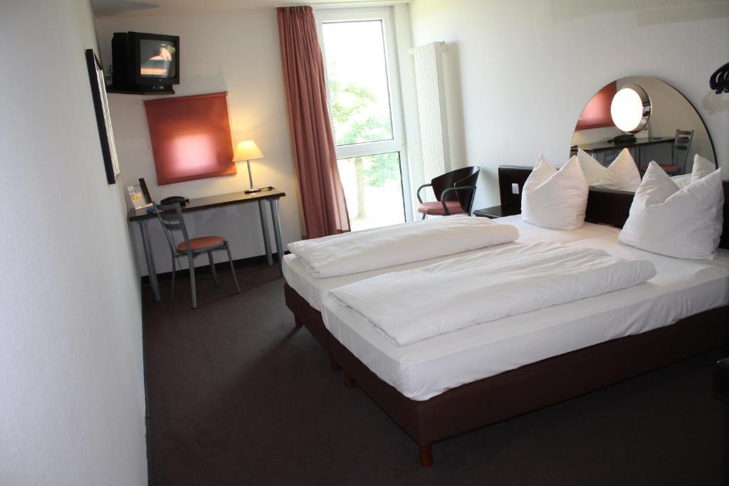 Ak 1 Hotel Ducherow Exterior photo